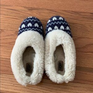children’s ugg slippers